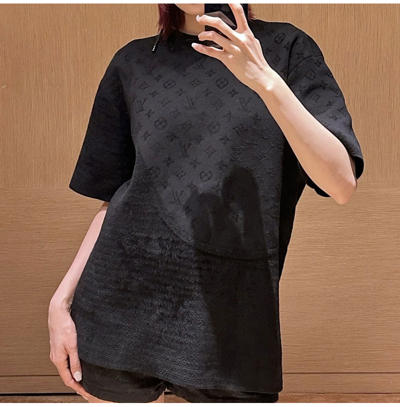 LOUIS VUITTON-04025 루이비통 26년 신상 반팔티 블랙 남녀공용